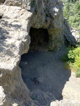 Entrance to Wind Caves